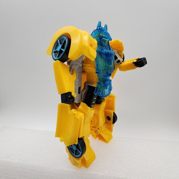 Transformers Cyberverse ultra class Bumblebee Autobot Figure Energon Armor - Picture 4 of 11